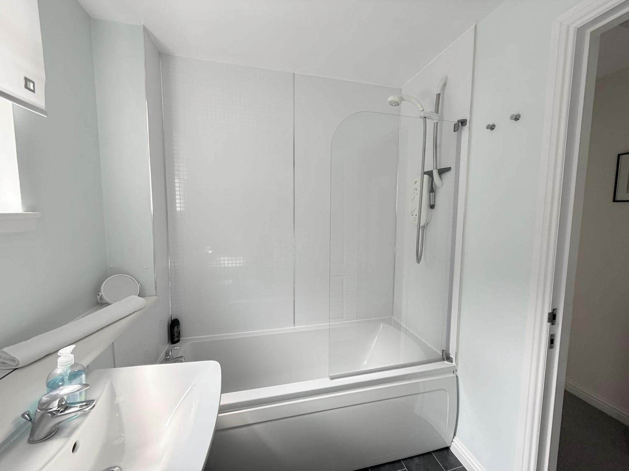 Apartment Cosy& 2 Bedrooms Edinburgh